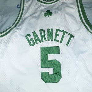 Celtics Adidas Garnett #5 Jersey.